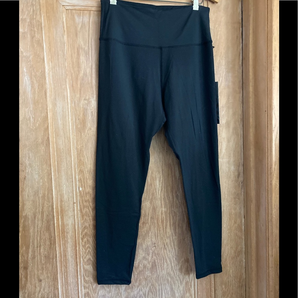 Kyodan Black Ultra High Waist Leggings NWT Women’s Size Large
